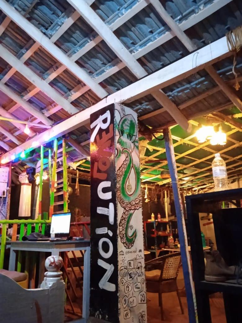 Hippie Hostel Or Goamazing Hostel Anjuna Exterior photo